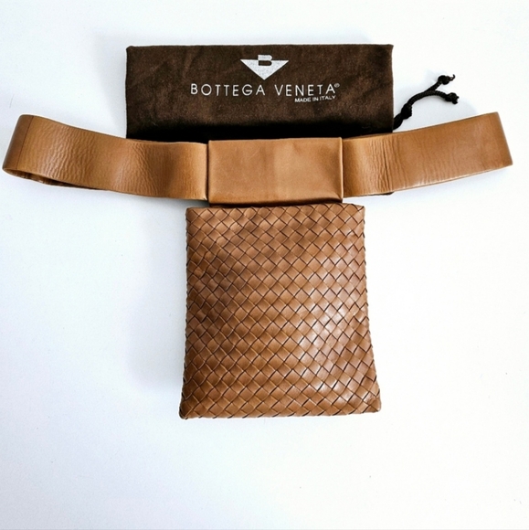 Bottega Veneta Brown Woven Belt Bag - Picture 2 of 12